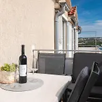 Zivana Apartment Primosten