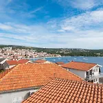 Apartment Zivana Primosten