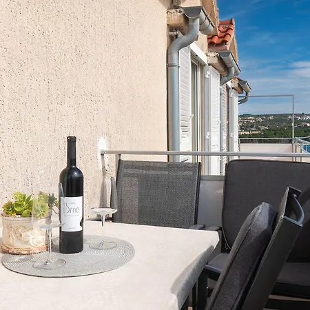 Zivana Apartment Primosten