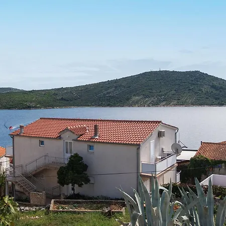 Zivana Daire Primošten