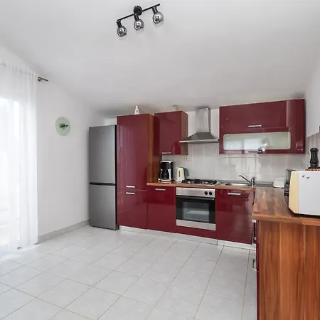 Apartment Zivana Primosten