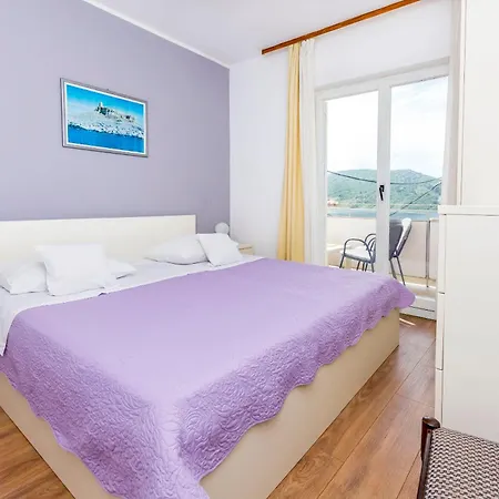 Apartment Zivana *