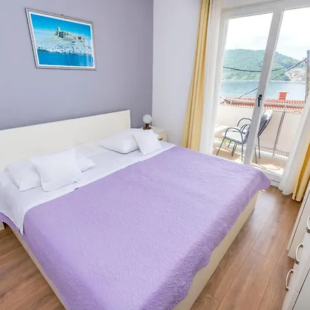 Zivana Apartment *